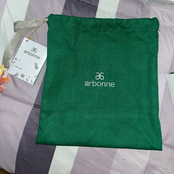 Set of 10 Arbonne Products - Great gift! - Picture 3 of 16